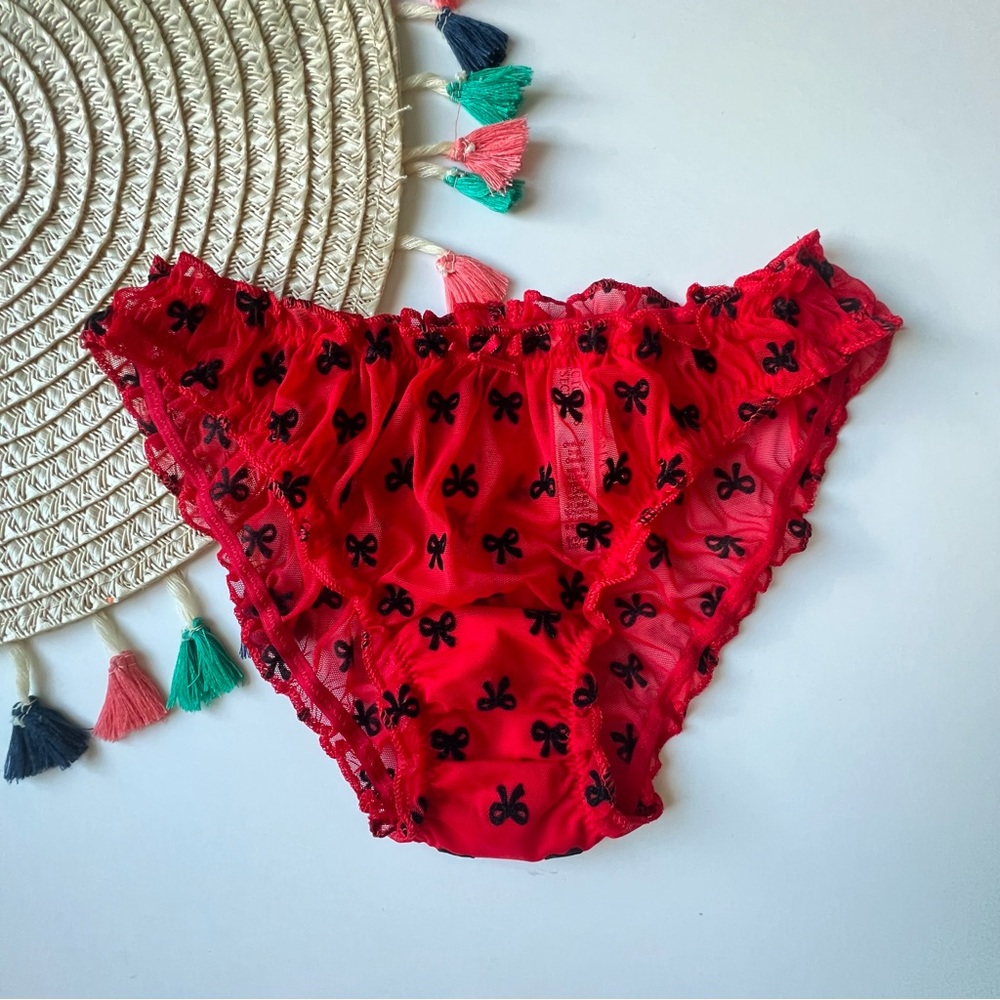 Victoria's Secret Ruffle Mesh Cheekini Panty Lipstick Red Small NEW